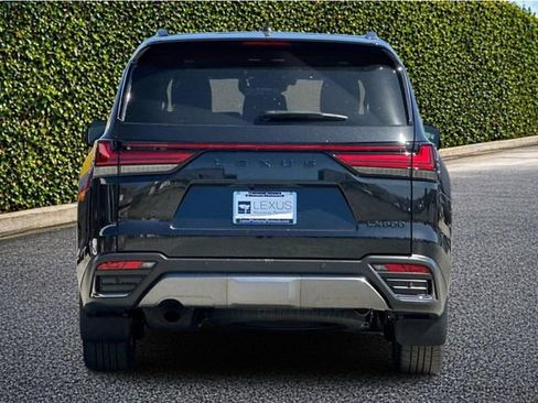 New 2026 Lexus LX 600 4WD w/ Luxury Package image 6