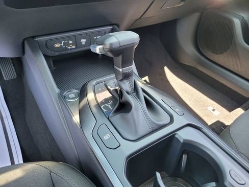 New 2026 Kia K4 FWD image 10