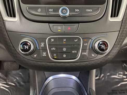 Used 2024 Chevrolet Malibu LT image 27