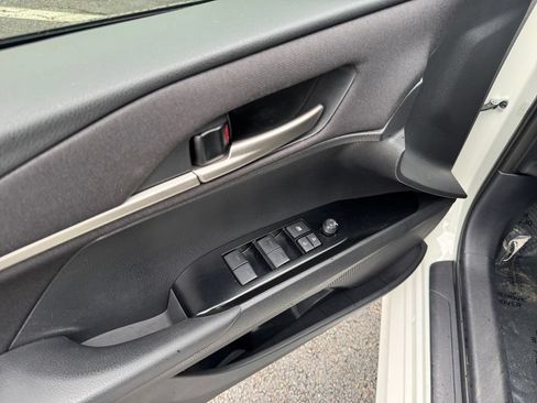 Used 2025 Toyota Camry LE FWD image 20