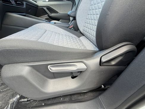 New 2025 Volkswagen Tiguan S image 10