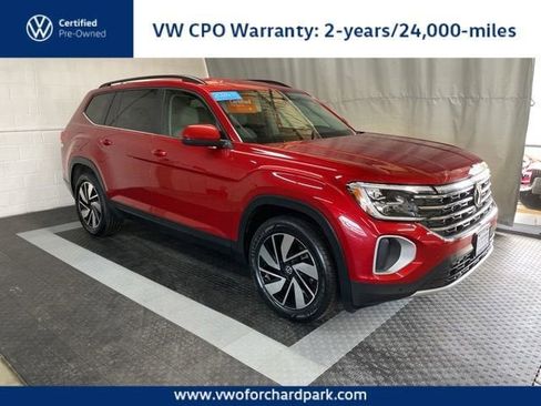 Certified 2024 Volkswagen Atlas SE AWD/4WD image 1