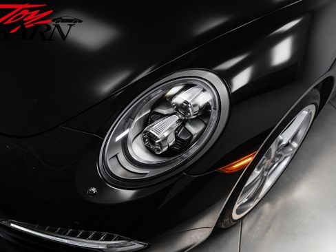 Used 2016 Porsche 911 Carrera Black Edition RWD image 19