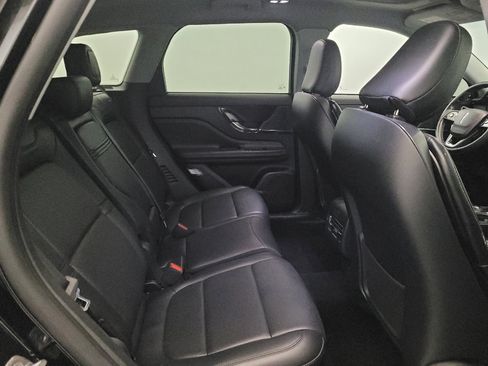 Used 2022 Lincoln Corsair AWD w/ Premium Package image 19
