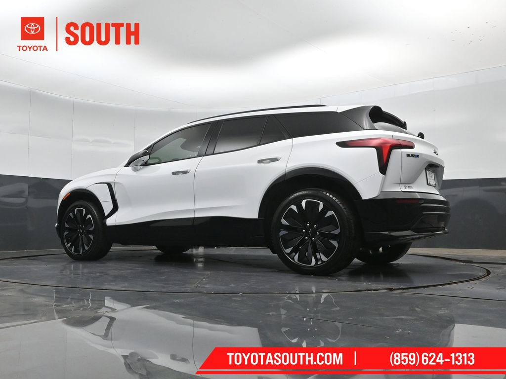 Used 2024 Chevrolet Blazer EV RS AWD/4WD image 52