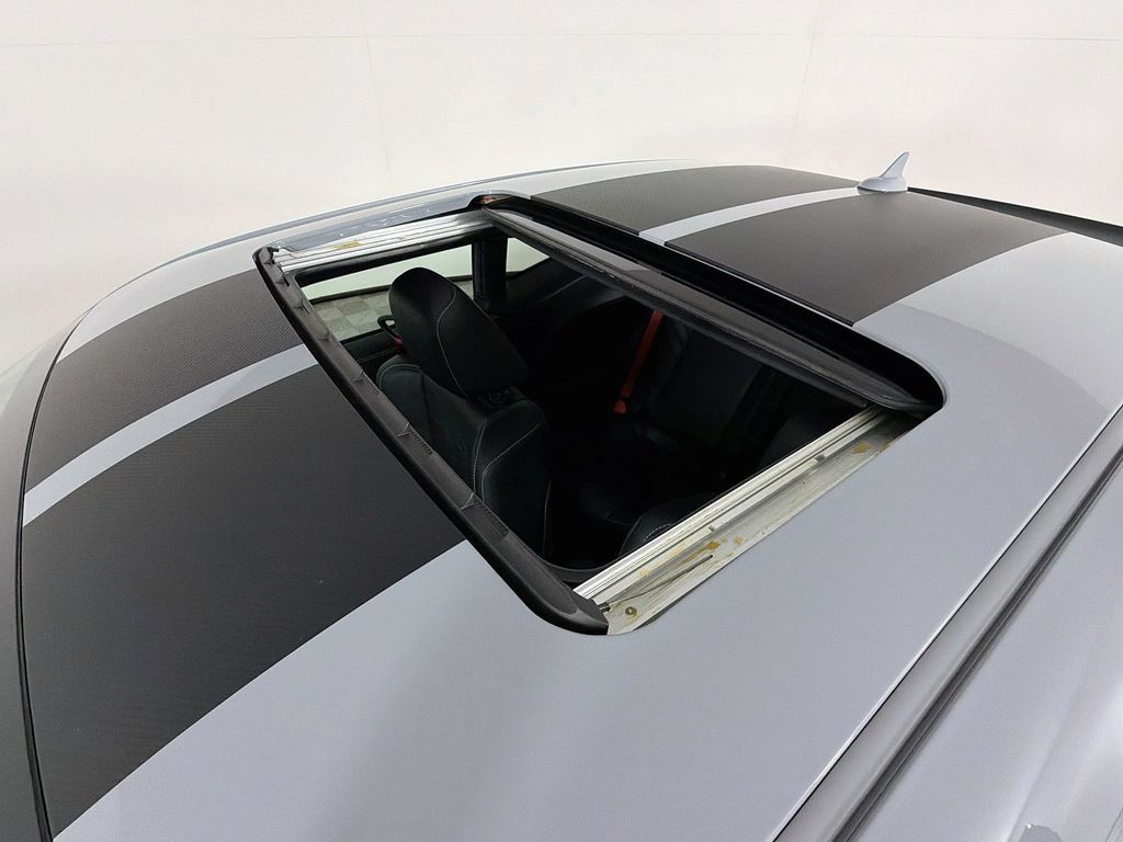 Used 2021 Dodge Challenger SRT Hellcat RWD image 22