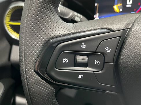 Used 2026 Chevrolet Trax LT FWD image 18