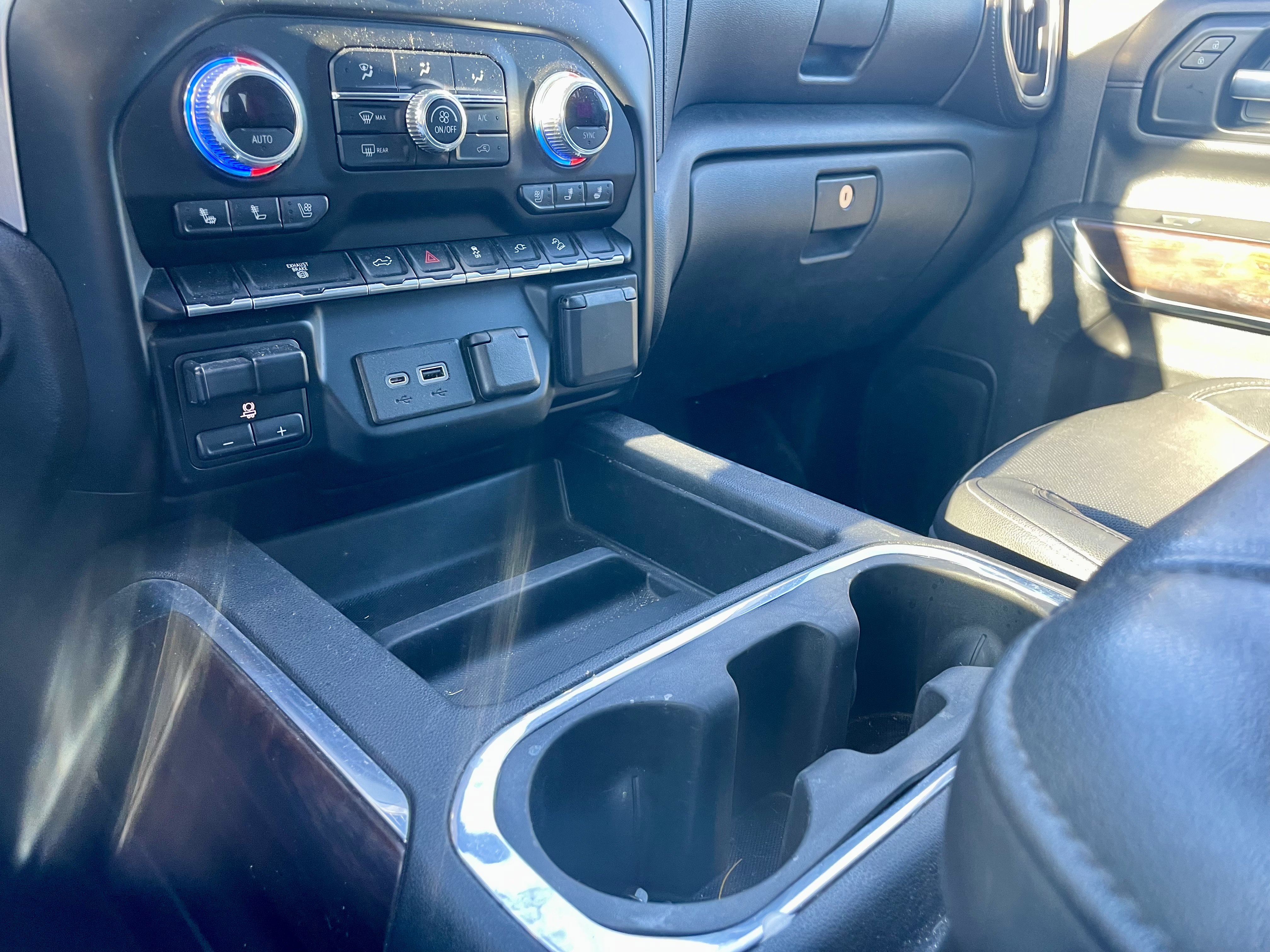 Used 2021 GMC Sierra 3500 SLT AWD/4WD image 21
