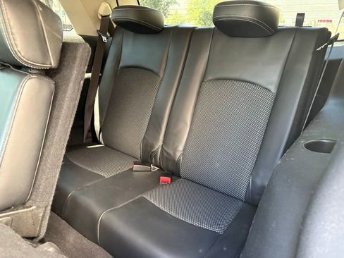 Used 2018 Dodge Journey Crossroad w/ Popular Equipment Group image 15