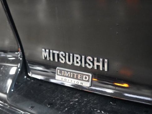 Used 2017 Mitsubishi Lancer ES image 10