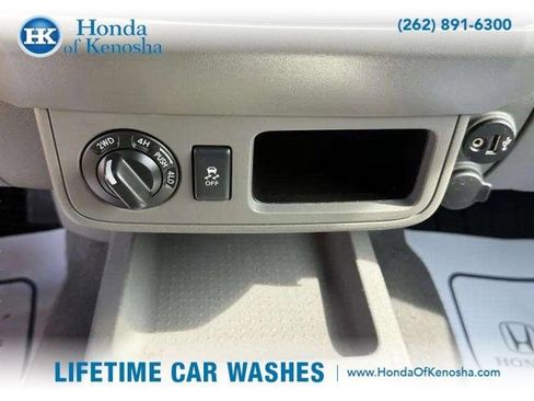 Used 2019 Nissan Frontier SV image 17