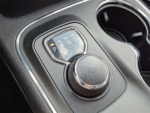 Used 2014 Dodge Durango R/T w/ Technology Group image 16