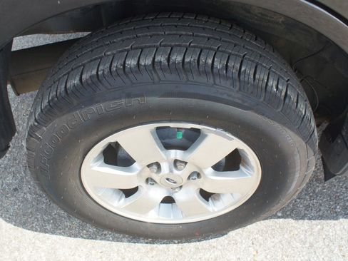 Used 2011 Ford Escape Limited FWD image 17
