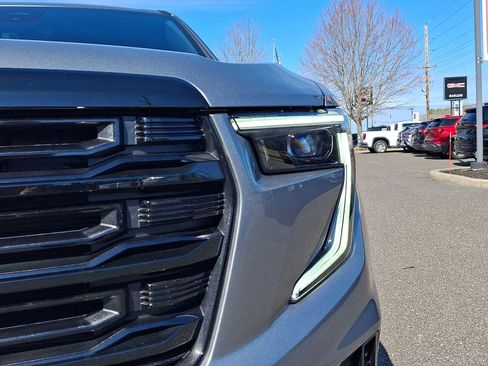 Certified 2026 GMC Acadia Elevation w/ Black Edition image 11