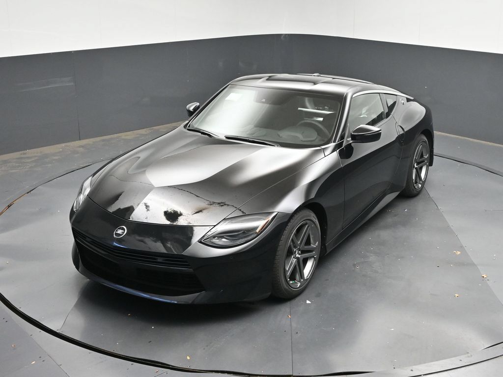 Used 2027 Nissan Z Sport RWD image 28