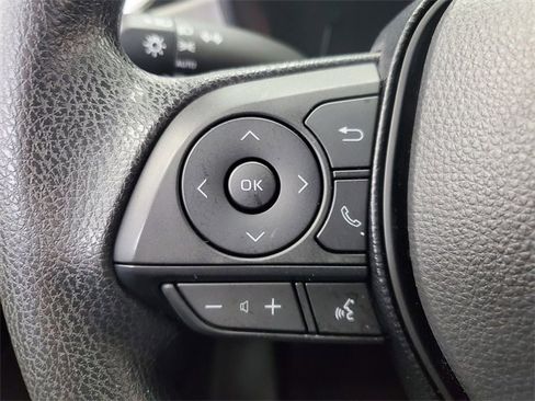 Used 2021 Toyota Corolla LE w/ Carpet Mat Package (TMS) image 18