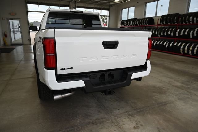 New 2026 Toyota Tacoma TRD Off-Road AWD/4WD image 7