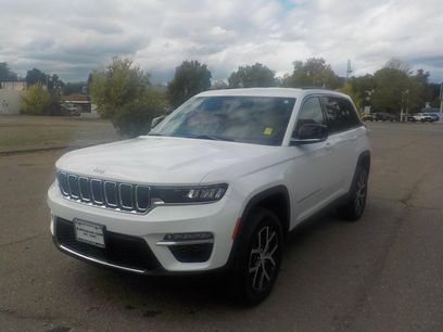 New 2025 Jeep Grand Cherokee Limited