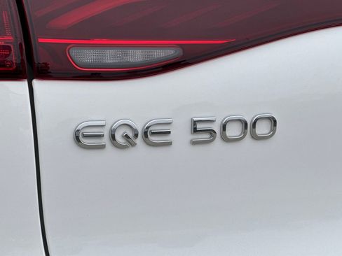 Certified 2023 Mercedes-Benz EQE 500 4MATIC SUV image 23