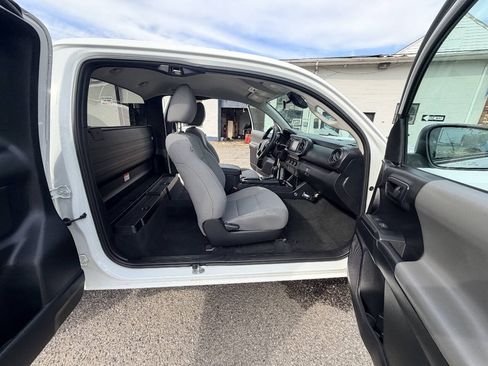 Used 2019 Toyota Tacoma SR RWD image 64