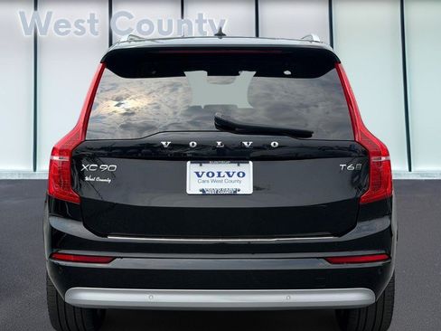 Used 2022 Volvo XC90 T6 Momentum w/ Advanced Package AWD/4WD image 6
