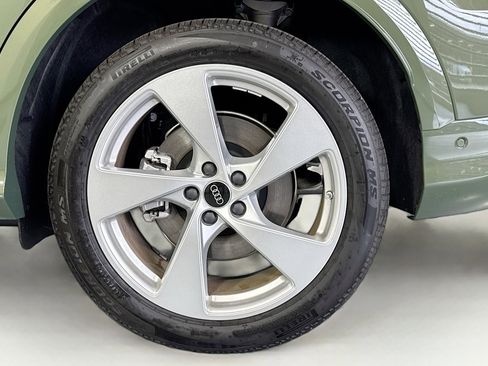 New 2025 Audi Q5 Prestige image 29
