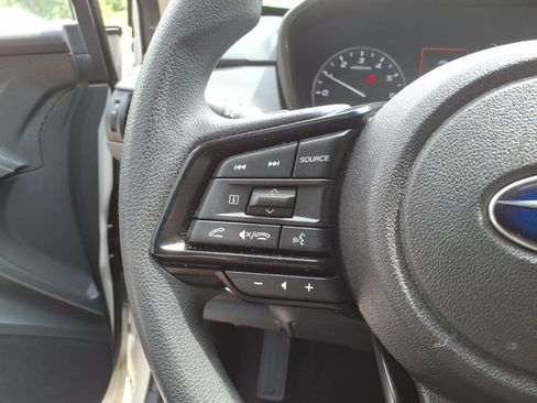 Used 2025 Subaru Crosstrek 2.5i Premium AWD/4WD image 18