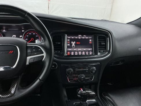 Used 2017 Dodge Charger SXT w/ Rallye Group RWD image 33