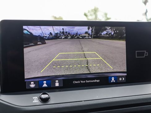 Certified 2025 Honda Accord Sport image 26