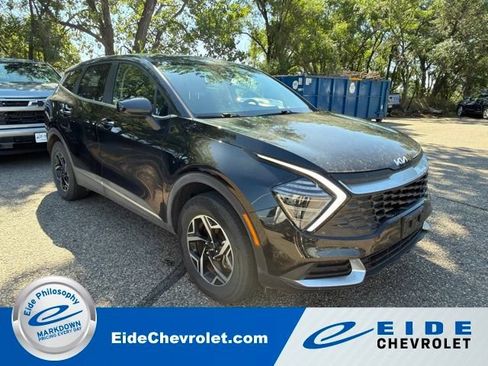 Used 2024 Kia Sportage LX AWD/4WD image 1