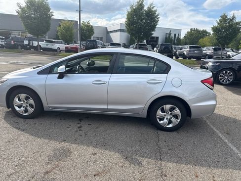 Used 2013 Honda Civic LX image 8