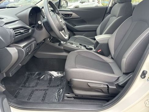 Certified 2025 Subaru Impreza 2.0i image 17