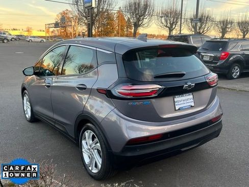 Used 2023 Chevrolet Bolt LT image 5