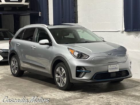 Used 2019 Kia Niro EX Premium w/ Cold Weather Package 1.0 FWD image 1