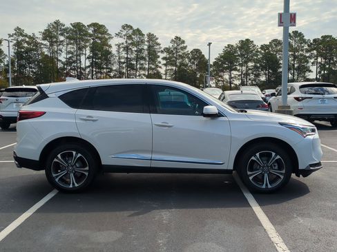 Used 2025 Acura RDX SH-AWD w/ Technology Package image 11