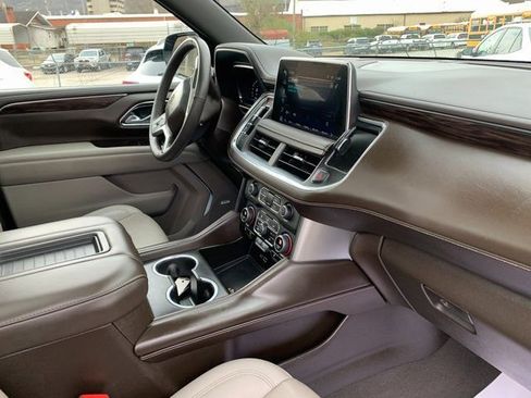 Certified 2022 Chevrolet Tahoe Z71 w/ Luxury Package image 18