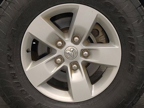 Used 2020 RAM 1500 Tradesman w/ Chrome Plus Package image 31