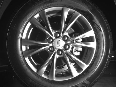 Used 2022 Cadillac XT5 Premium Luxury FWD image 22