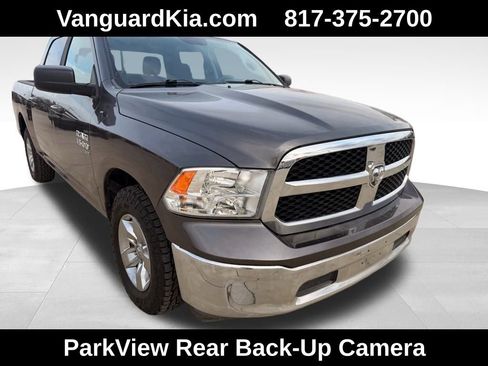 Used 2021 RAM 1500 Classic SLT image 5