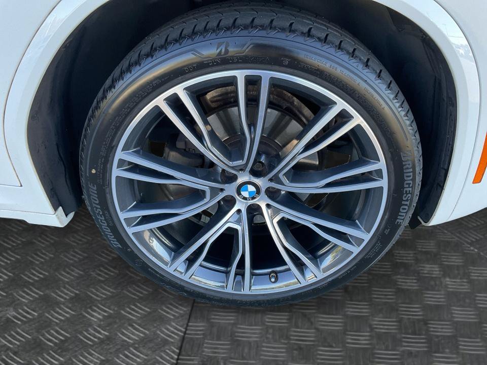 Used 2025 BMW X4 xDrive30i w/ Premium Package AWD/4WD image 25