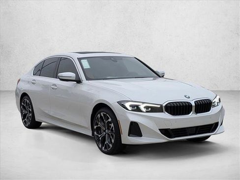 Used 2026 BMW 330i xDrive Sedan w/ Premium Package AWD/4WD image 6