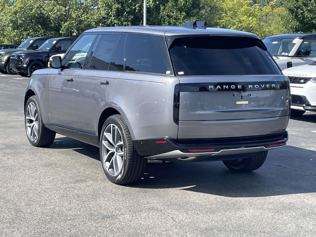New 2026 Land Rover Range Rover SE AWD/4WD image 7