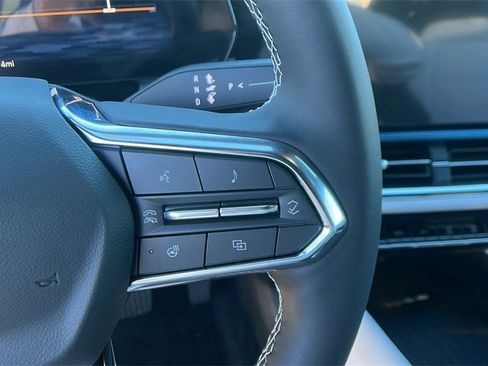 New 2026 Chevrolet Equinox EV LT image 19