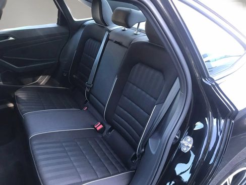 Used 2023 Volkswagen Jetta Sport FWD image 3