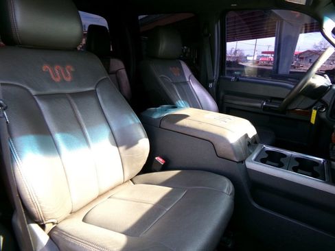Used 2016 Ford F350 King Ranch w/ King Ranch w/Chrome Package image 17