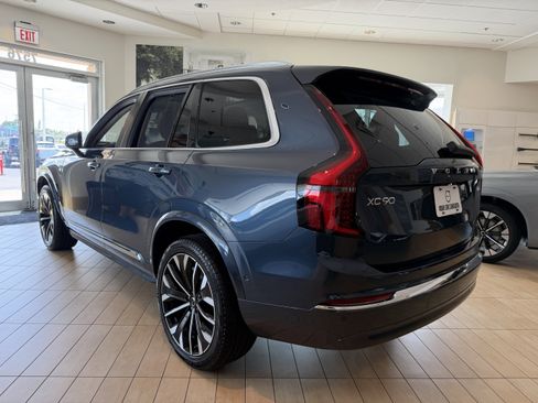 New 2026 Volvo XC90 B6 Ultra AWD/4WD image 4