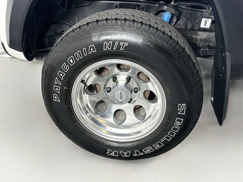 Used 2023 Toyota Tacoma TRD Off-Road image 11