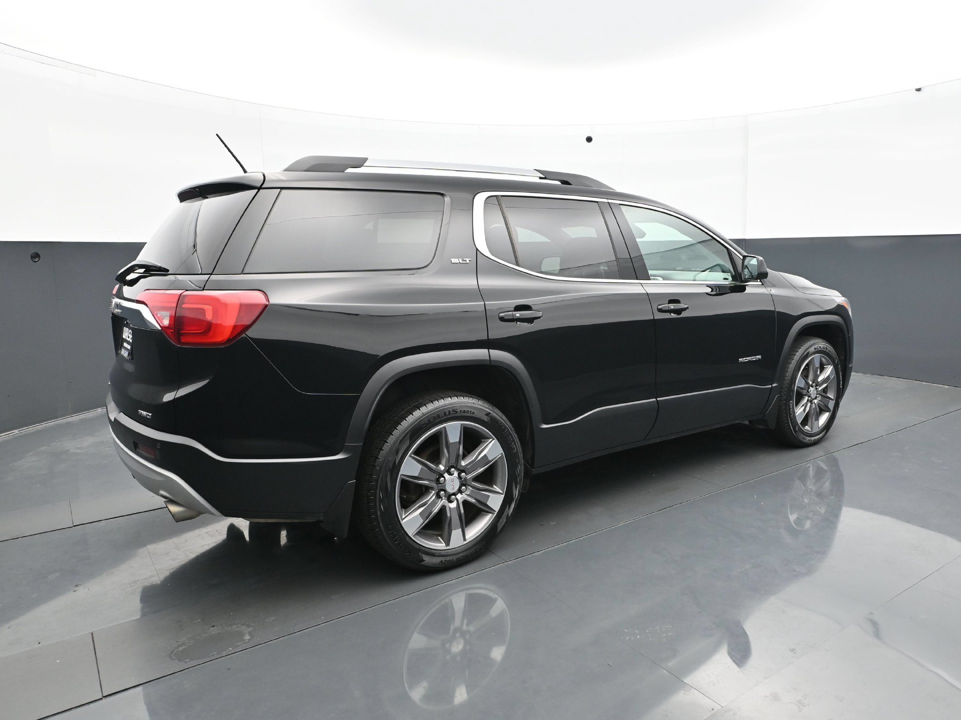 Used 2019 GMC Acadia SLT AWD/4WD image 6