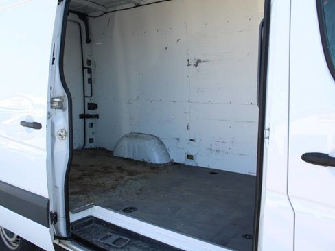Used 2018 Mercedes-Benz Sprinter 2500 image 6