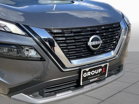Used 2023 Nissan Rogue S FWD image 27